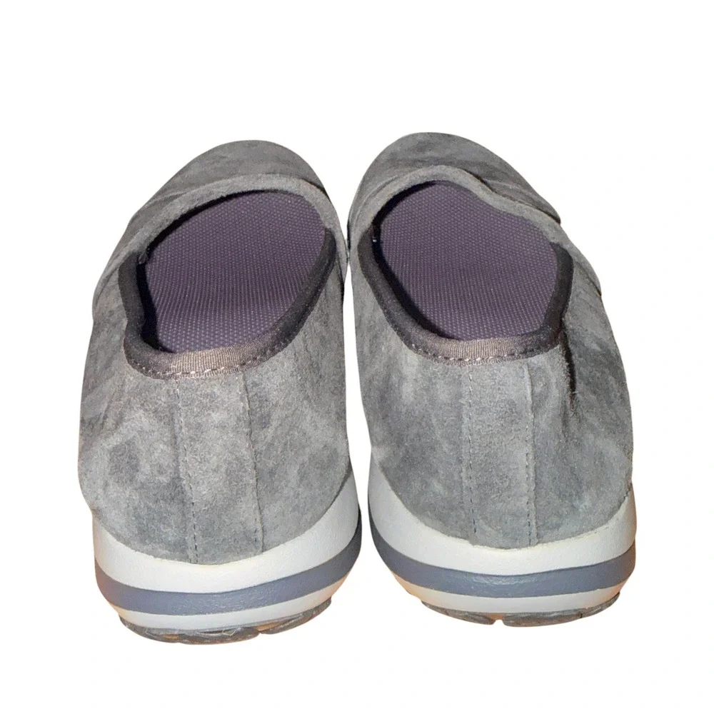 NEW L.L. Bean Back Cove Stretch Womens 7M Grey Suede Nubuck Walking Shoes 510584
